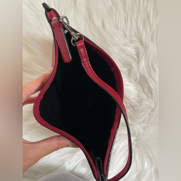 Calvin Klein red leather wallet / wristlet - Picture 3 of 6